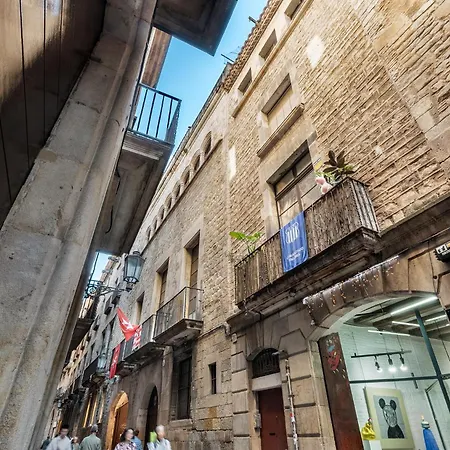 Montcada Born A *